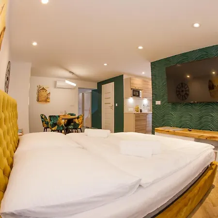 Apartament Ksiazecy Gold Klimatyzacja Boleslawiec  Exterior photo